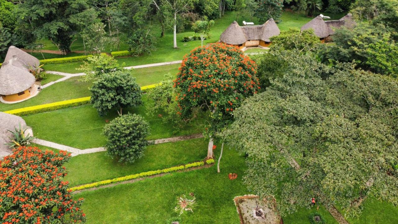 Kibale Guest Cottages Fort Portal Екстер'єр фото